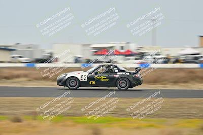 media/Jan-26-2025-CalClub SCCA (Sun) [[cfcea7df88]]/Group 1/Race/